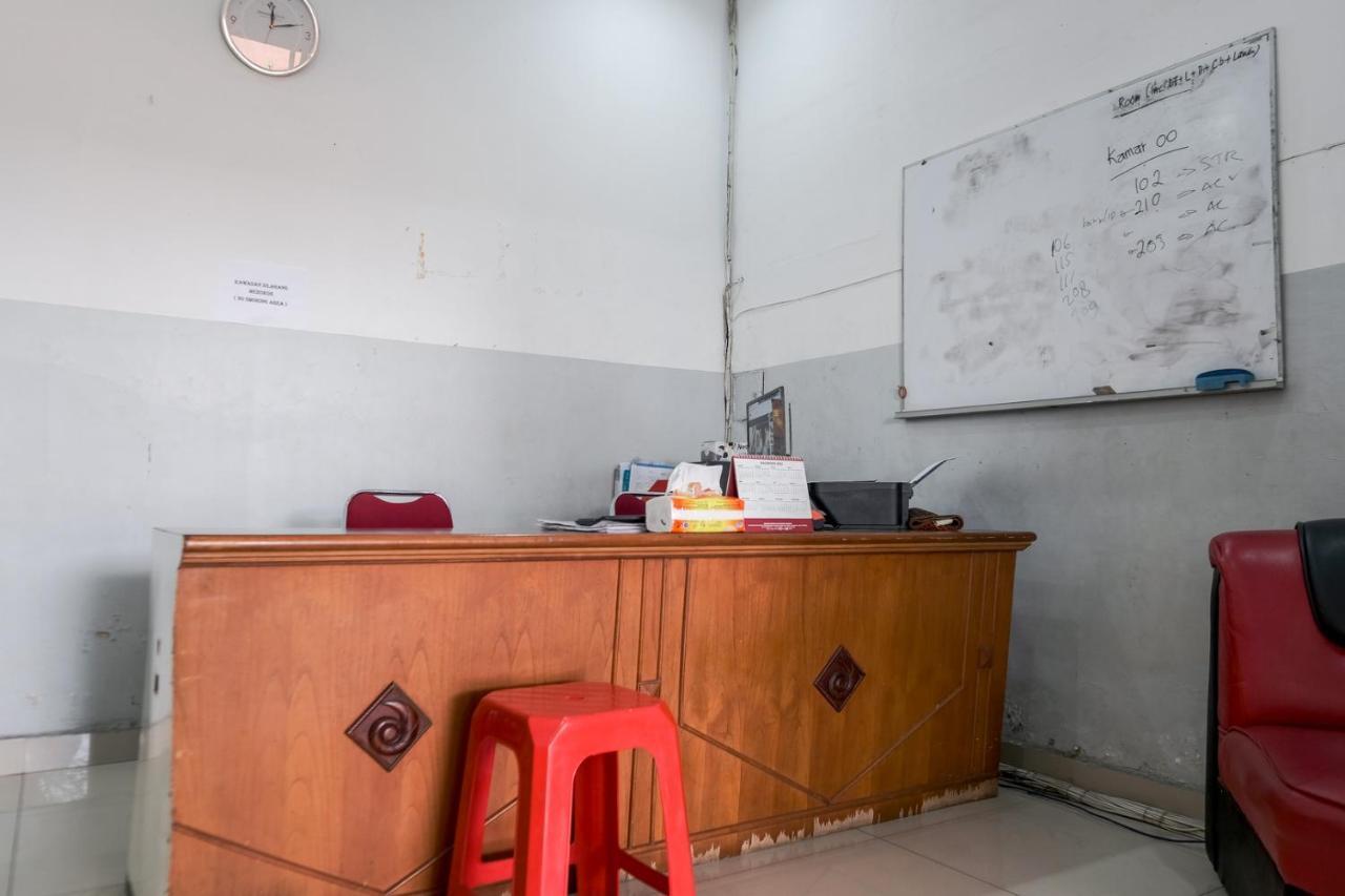 Djaboerigin Mongonsidi Guest House Redpartner Medan Eksteriør bilde